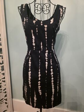 Ann Taylor Black and White Tie-Dye Sheath Dress